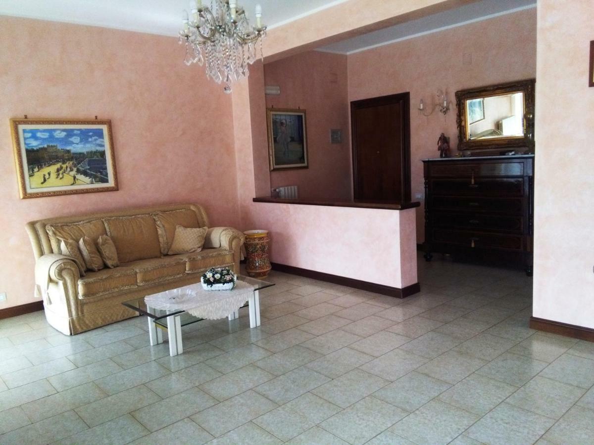 Апартаменты Letizia'S House Катания Экстерьер фото